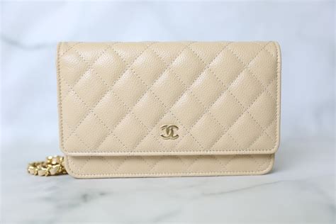 chanel wallet caviar beige